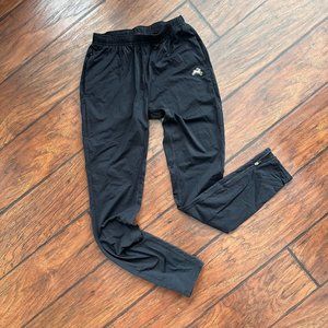 COPY - Women's Tracksmith Session Pants- zipper calves- black